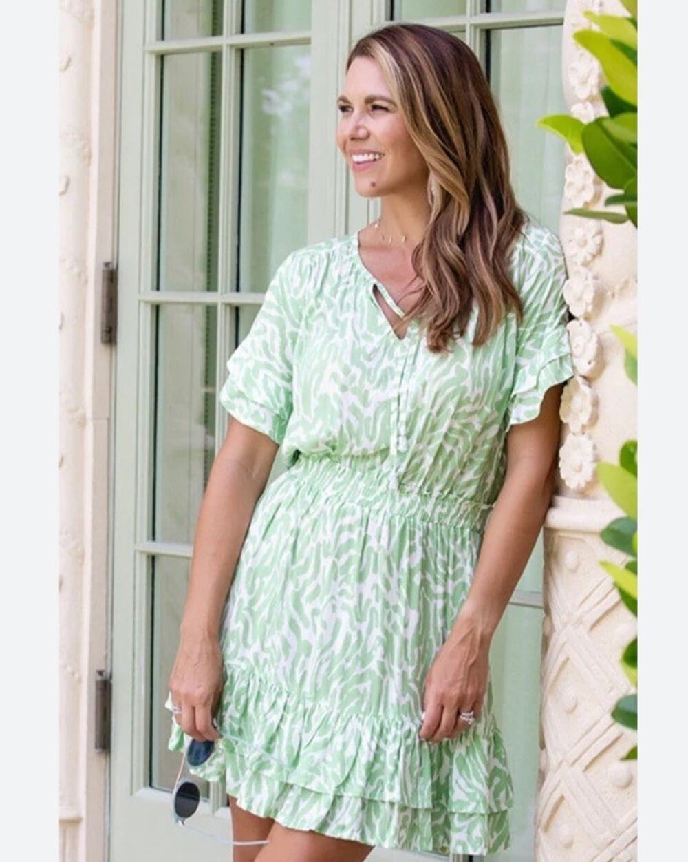 Walker & Wade Dress Courtney Women green zebra Short Sleeve Cottage core medium